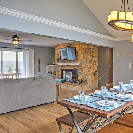 Monticello Home With Multi-Level Deck On 2 Acres! Eksteriør billede