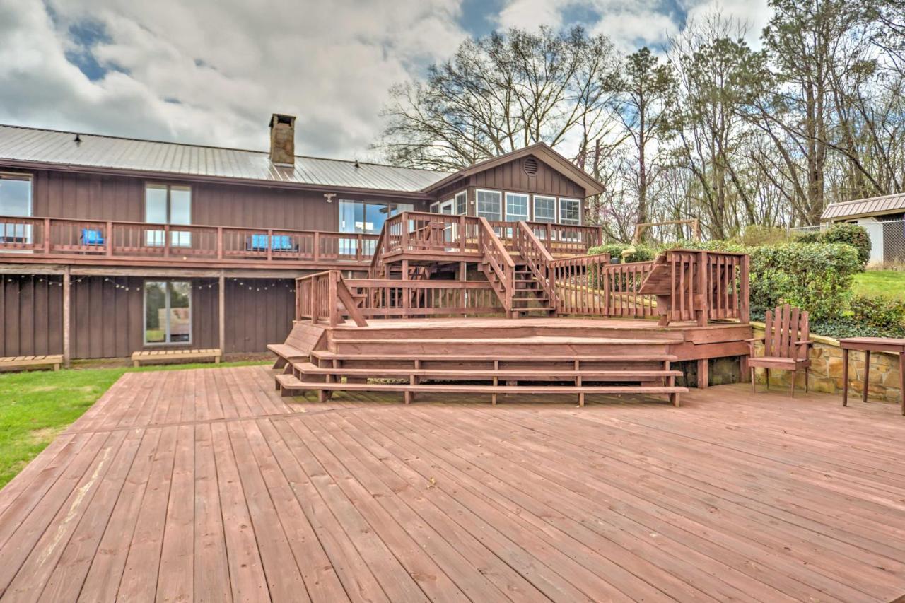 Monticello Home With Multi-Level Deck On 2 Acres! Eksteriør billede